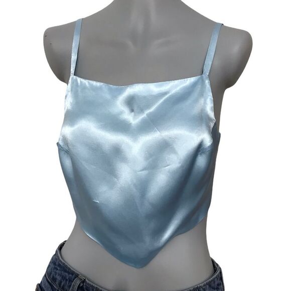 Hankerchief Crop Top Light Blue Medium - Picture 6 of 9